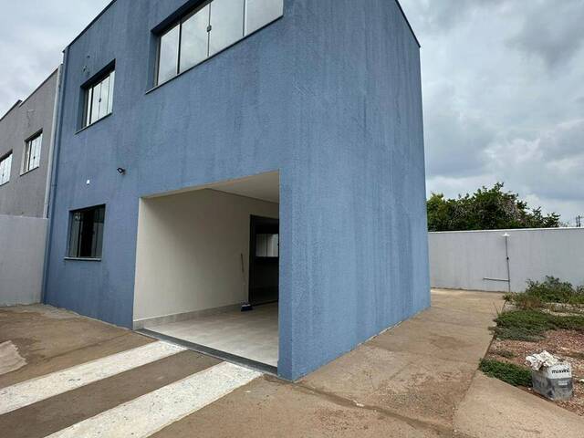#255 - Casa para Venda em Cuiabá - MT - 2