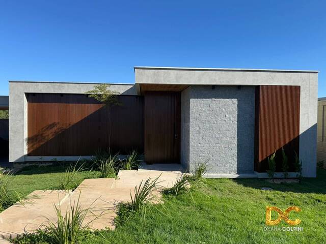 #533 - Casa em condomínio para Venda em Várzea Grande - MT - 2